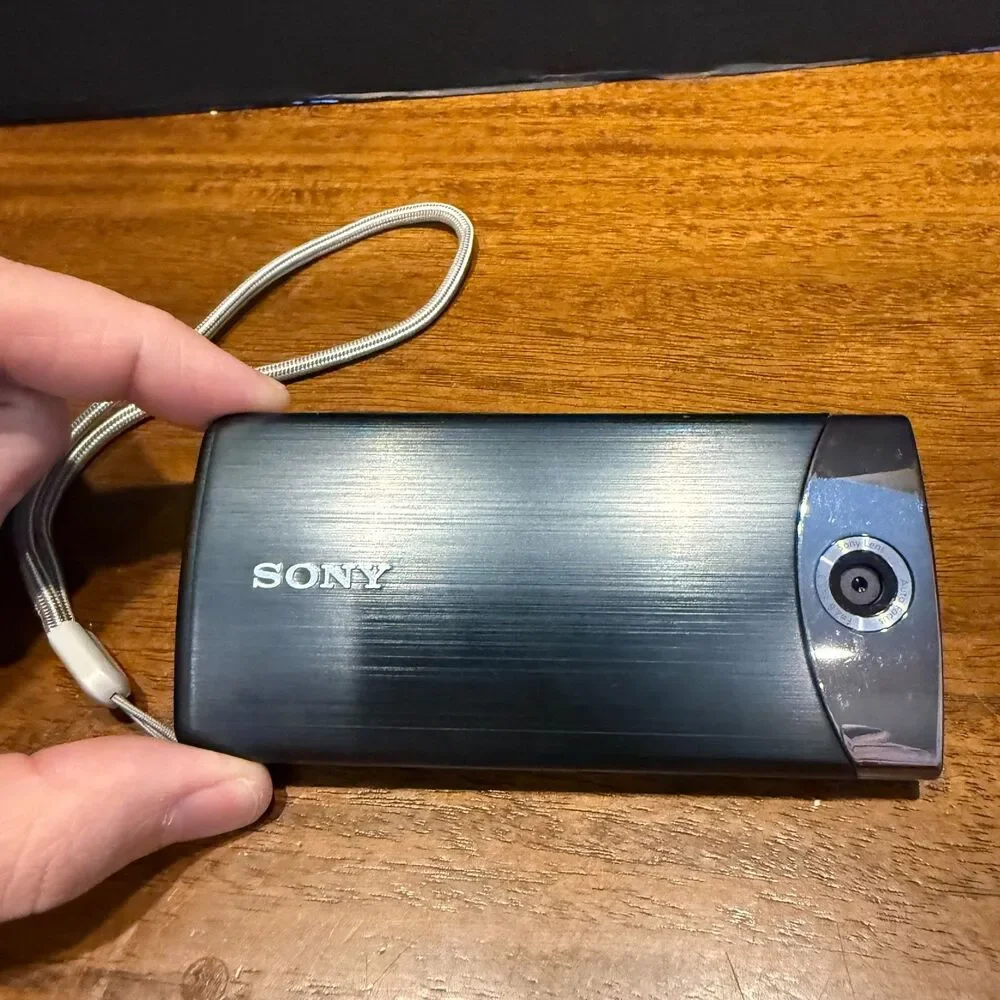 Sony Bloggie Touch MHS-TS20 8GB HD Mobile Snap Camera - Tested